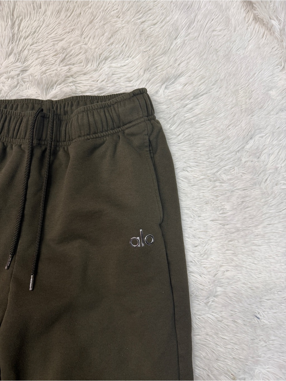 Alo Accolade Dark Green Joggers - Picture 3 of 5